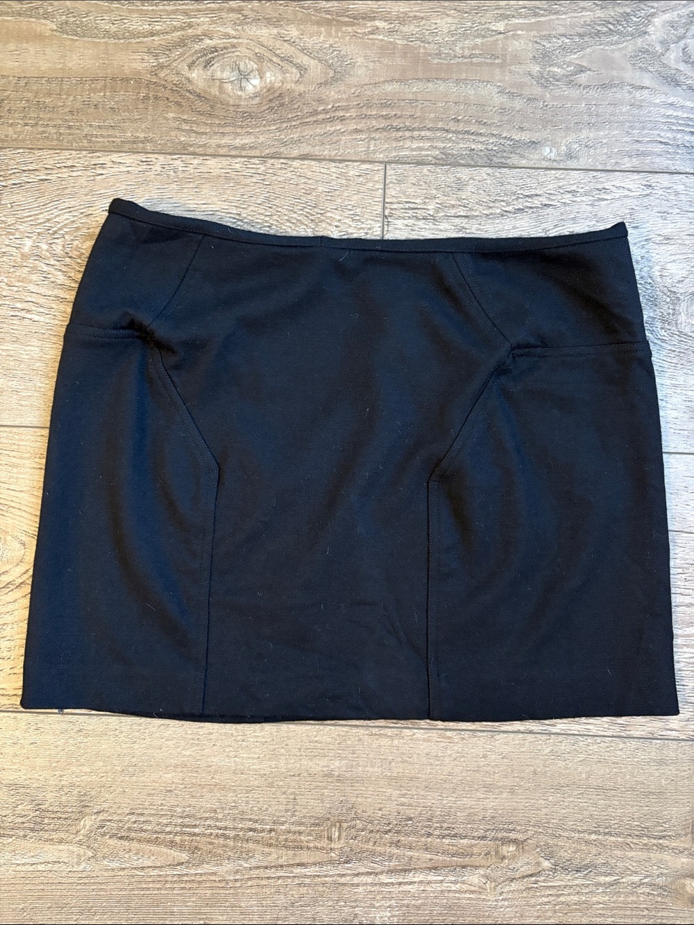 Diane Von Furstenberg Black Ponte Wool Knit Blend Mid-rise Seamed Mini Skirt